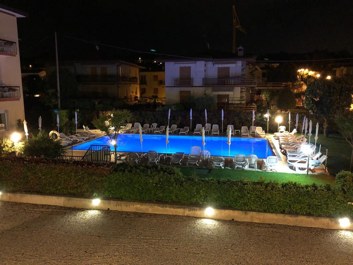 Hotel Paradiso 바르돌리노 외부 사진